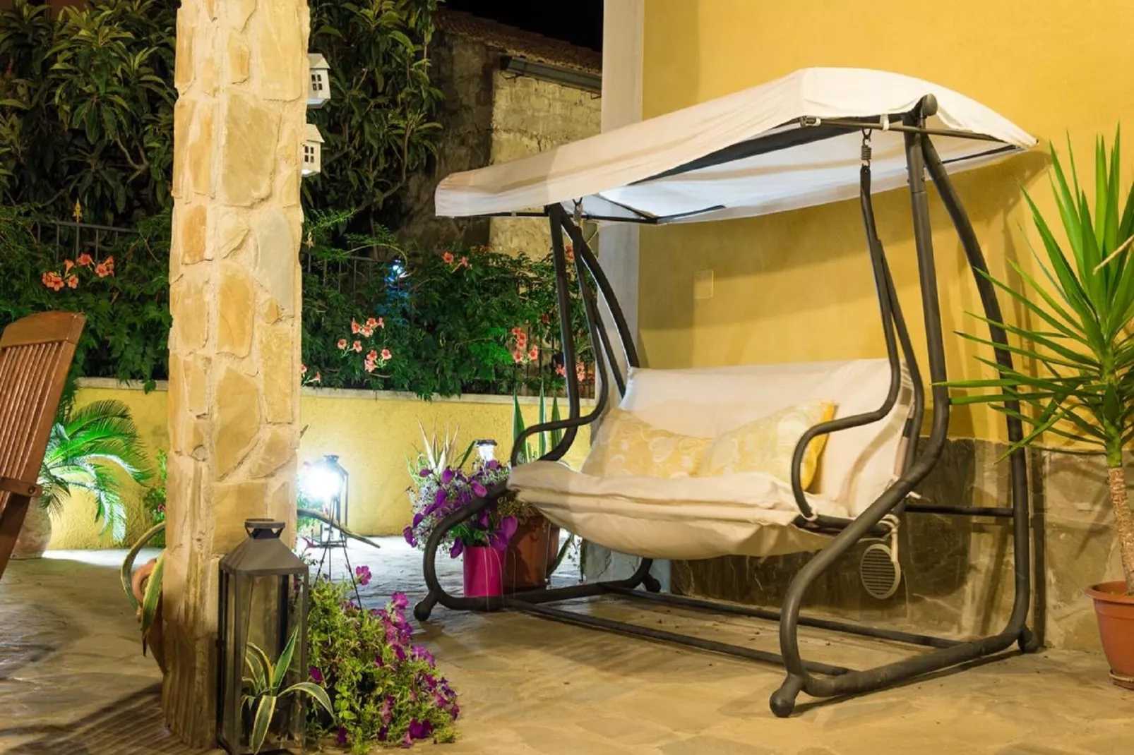 Villa Martina - Terrace balcony