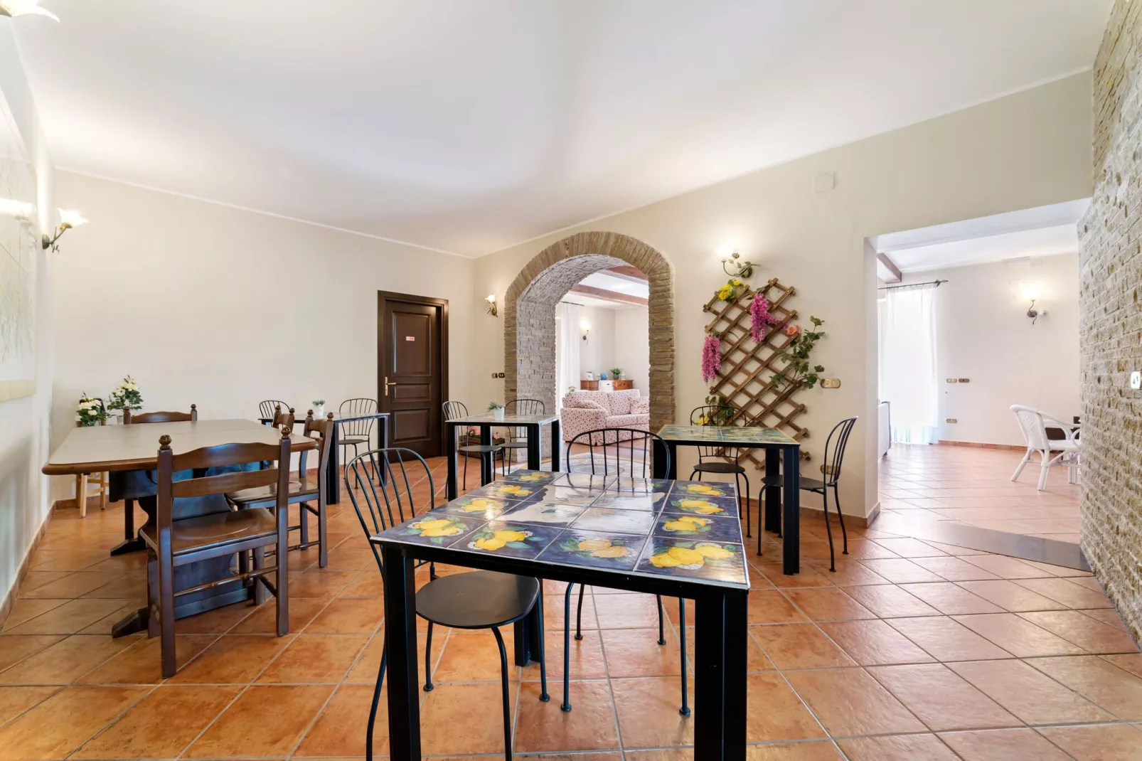 Villa Somnium-Esszimmer