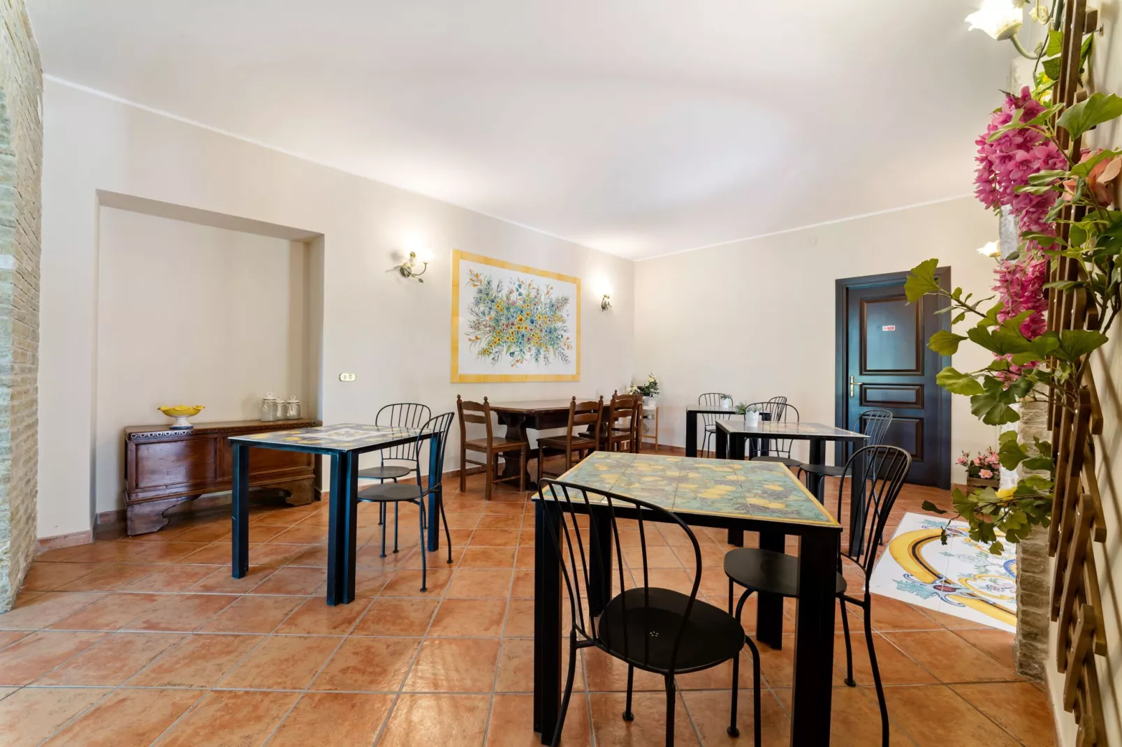 Villa Somnium-Esszimmer