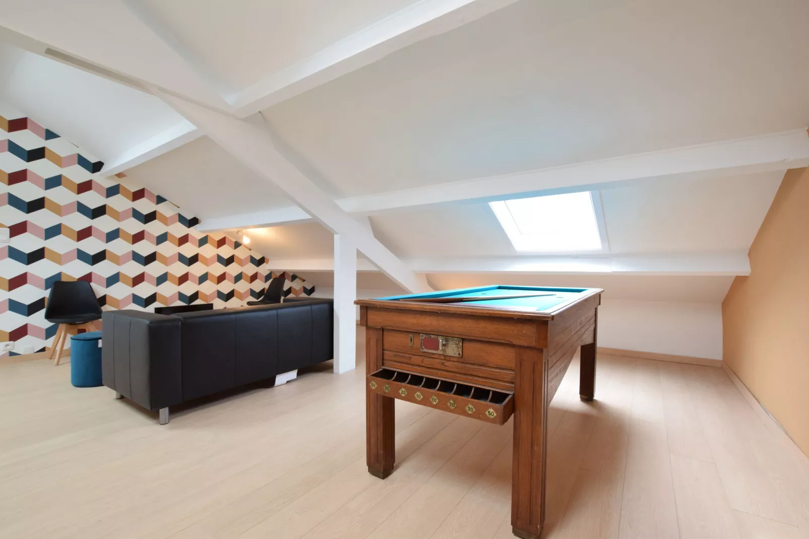 Au Bonalfa 2-Recreation room