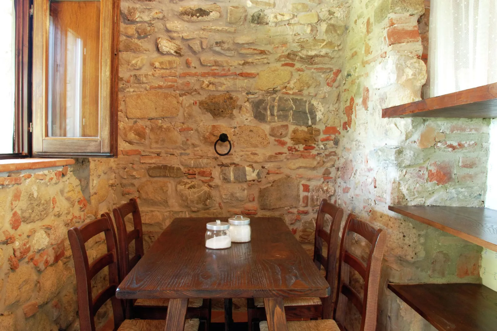 Il Pozzo-Living room