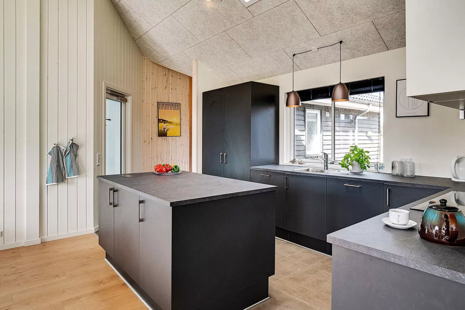 Luxury Retreat with Pool - By Traum Ferienwohnungen-Indoor