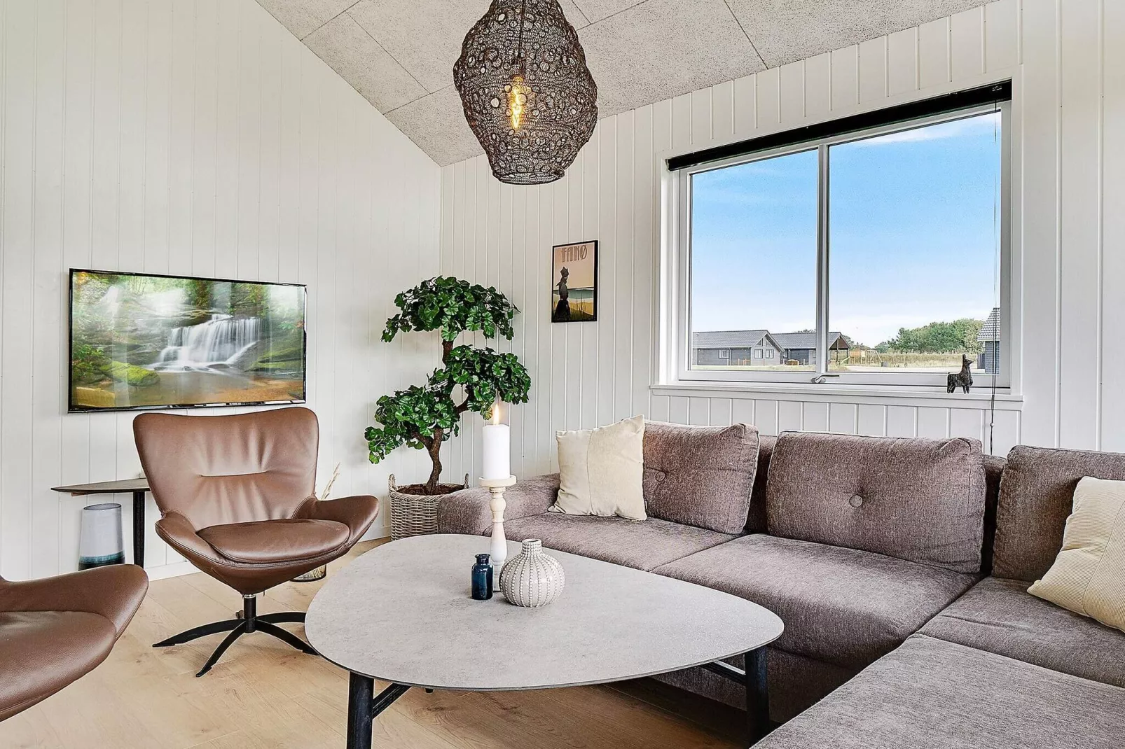 Luxury Retreat with Pool - By Traum Ferienwohnungen-Indoor