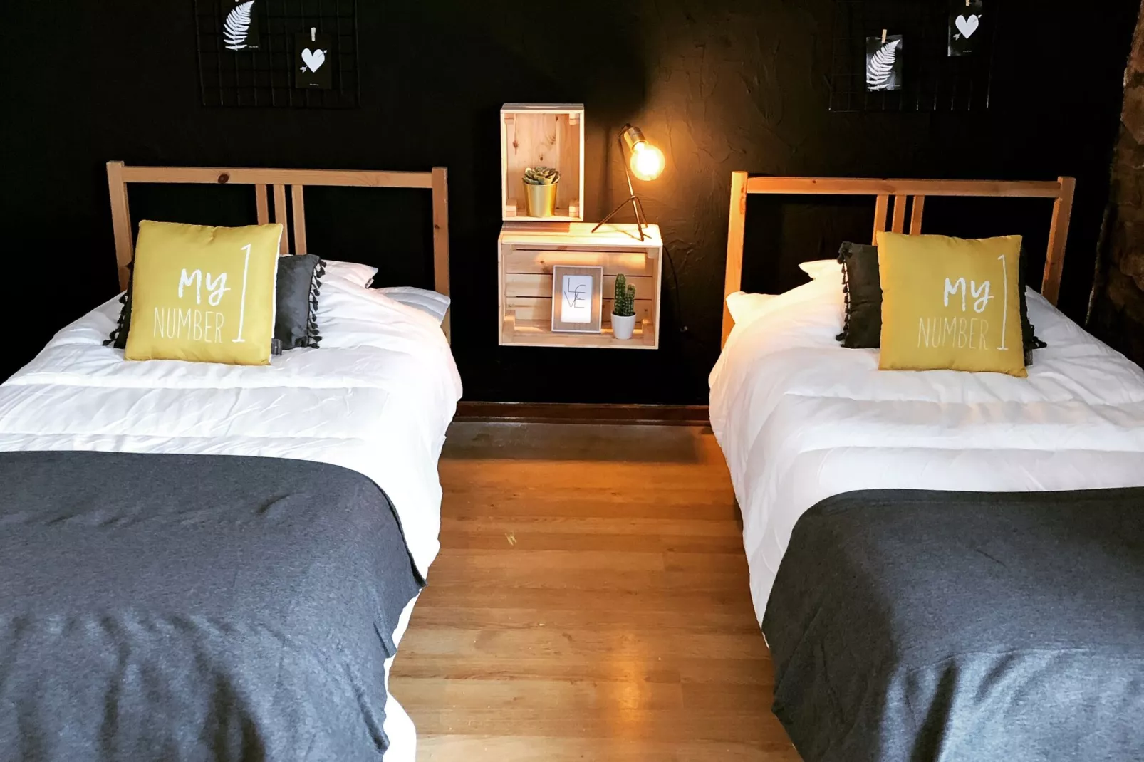 Commanster-Bedroom
