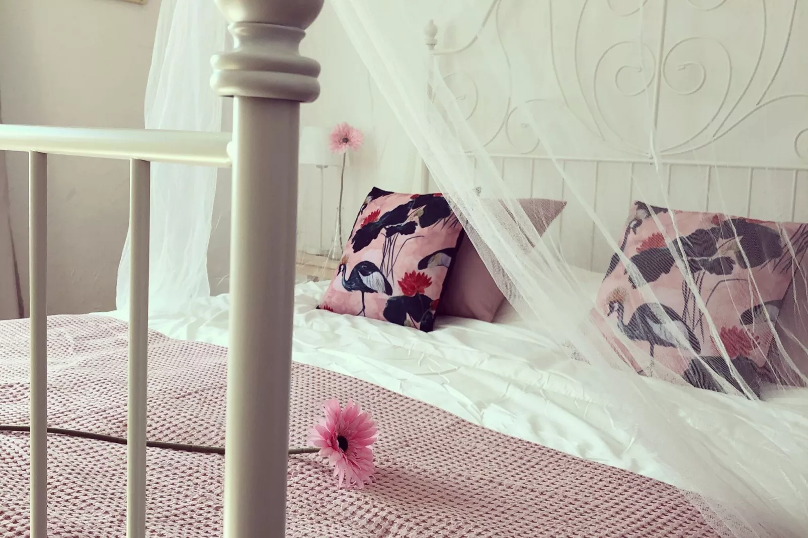 Commanster-Bedroom