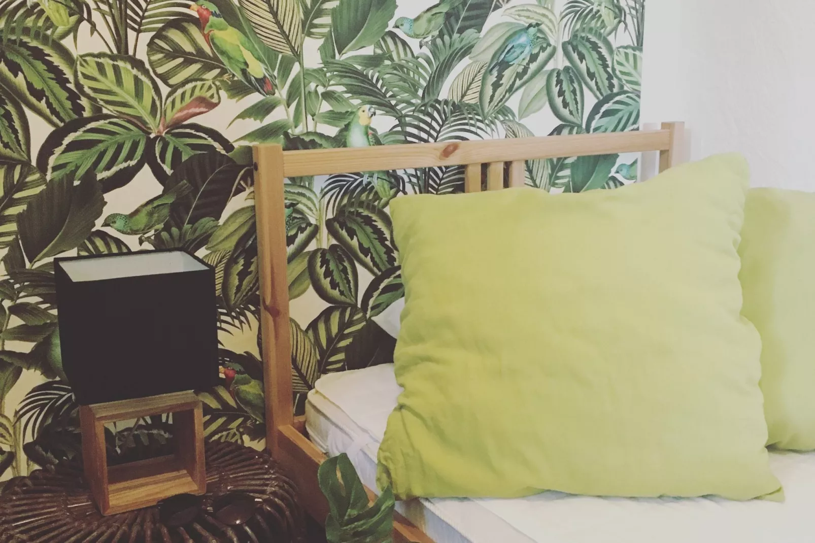 Commanster-Bedroom