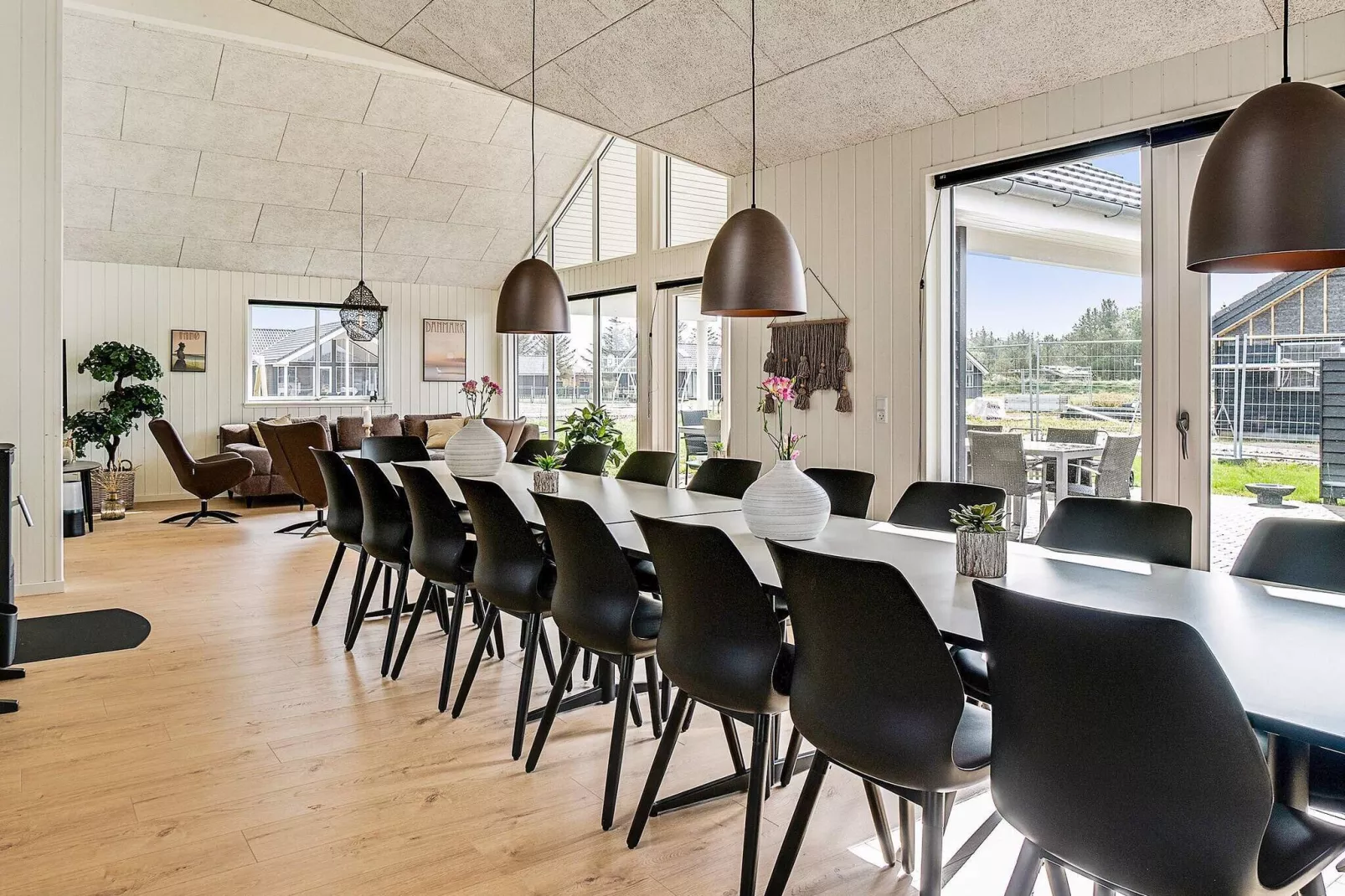 Luxury Retreat with Pool - By Traum Ferienwohnungen-Indoor