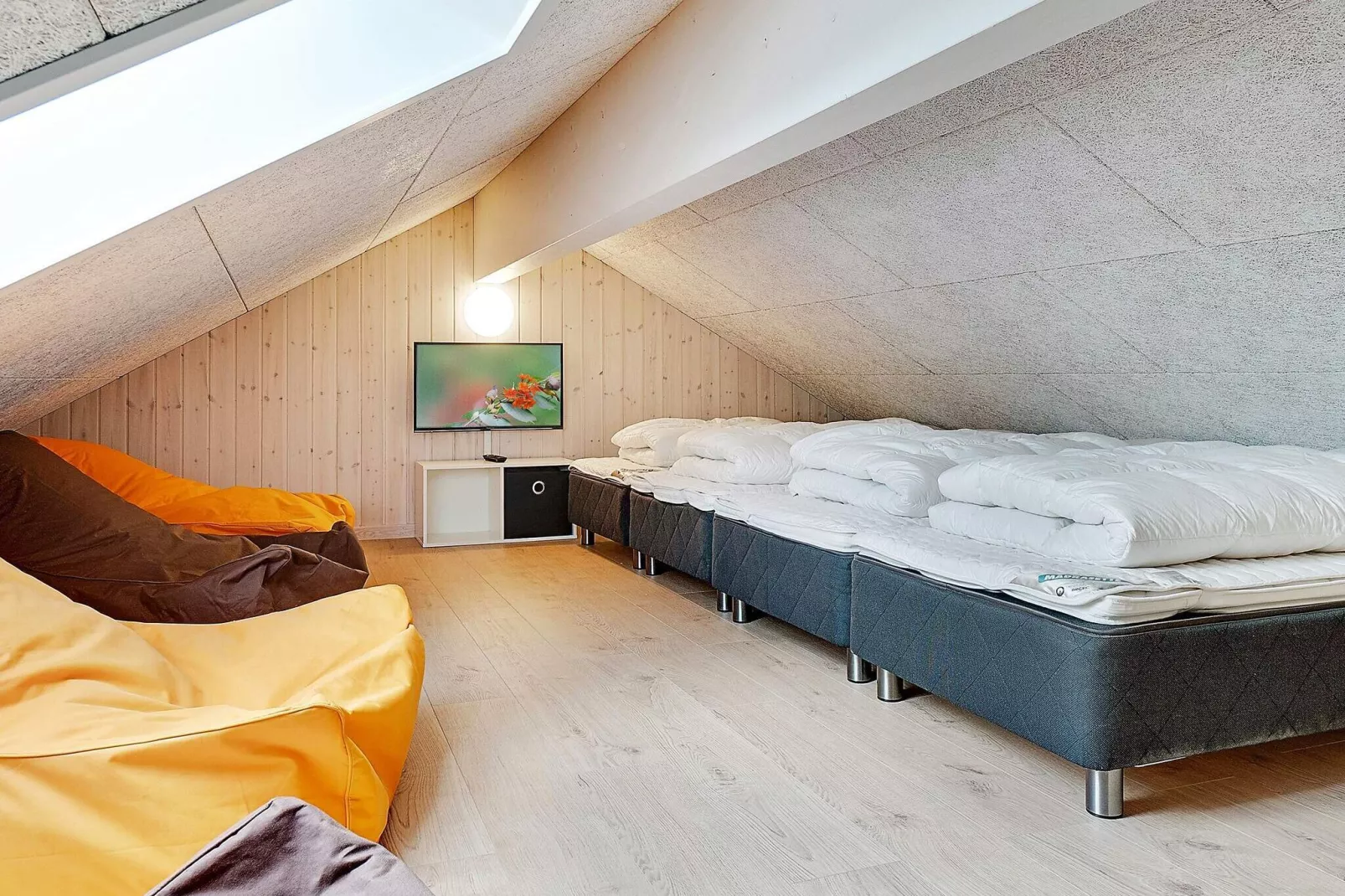 Luxury Retreat with Pool - By Traum Ferienwohnungen-Indoor
