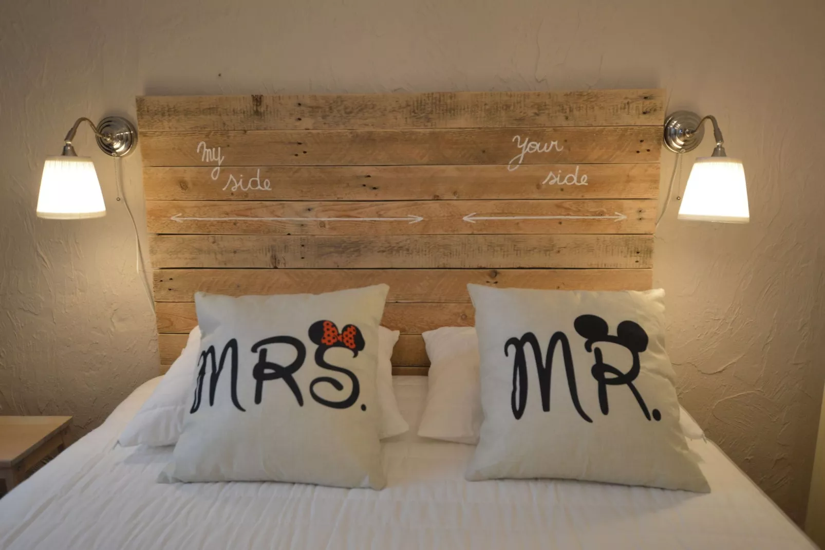 Commanster-Bedroom