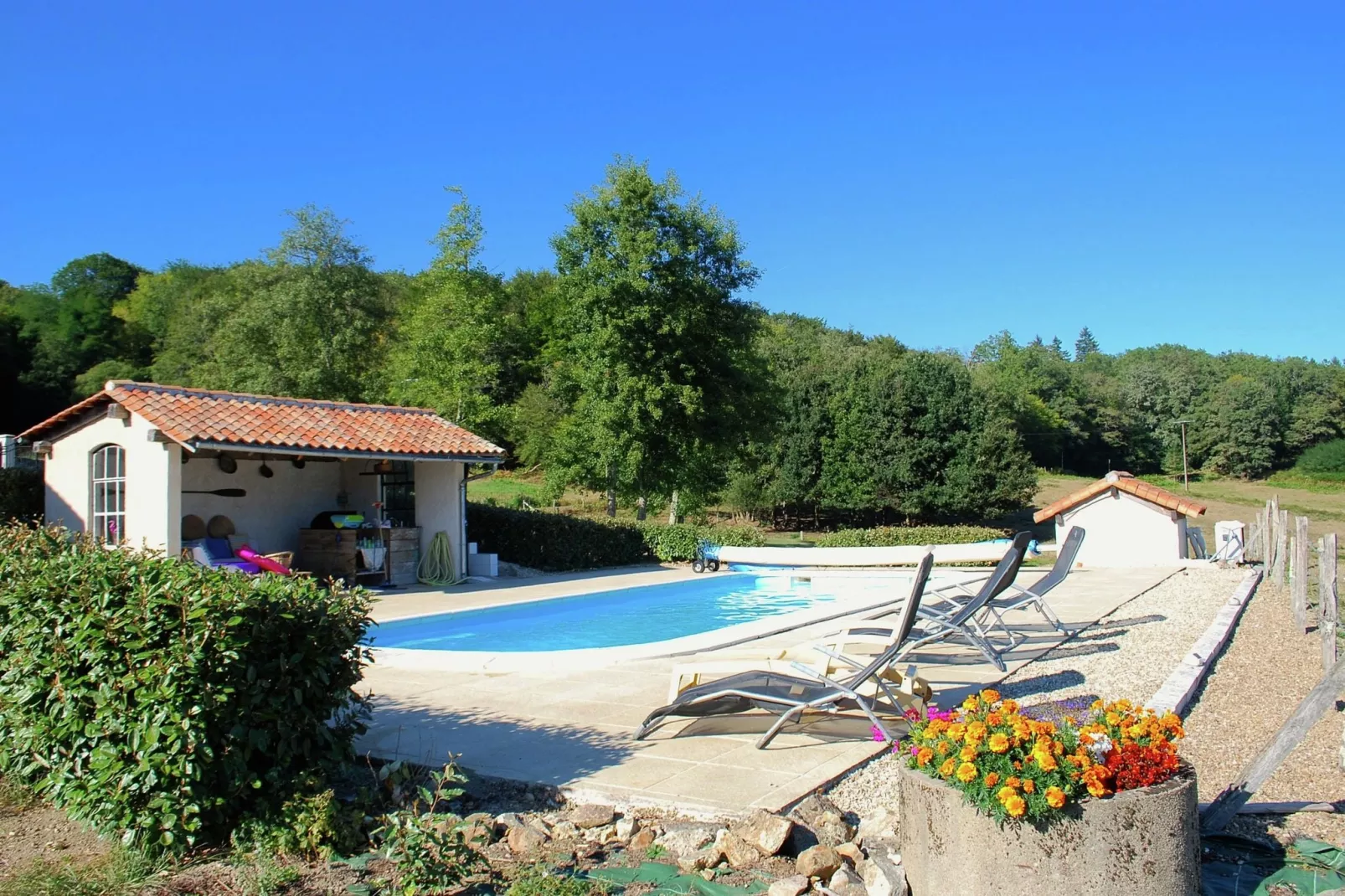 Le Cabriolet-Pool
