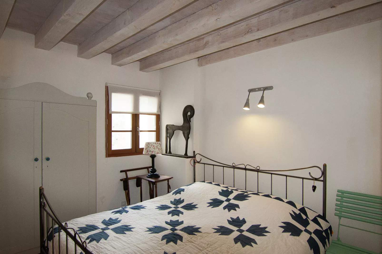 Le Cabriolet-Bedroom