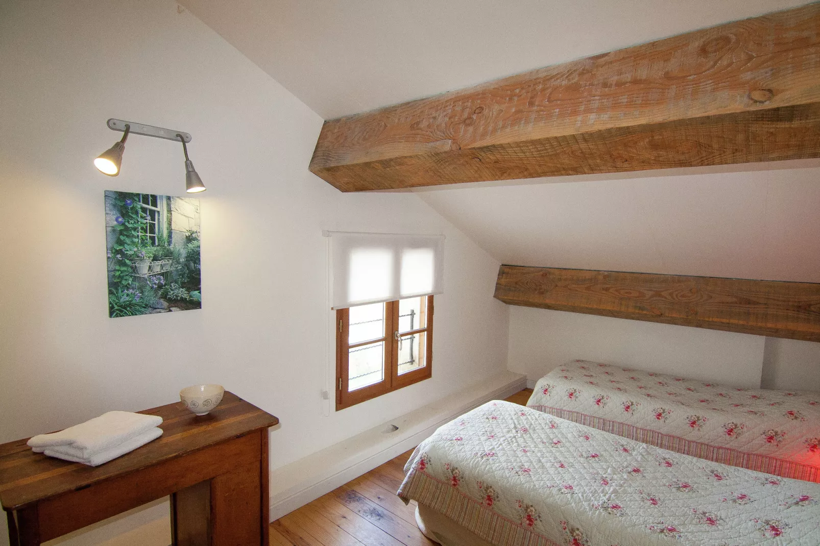 Le Cabriolet-Bedroom