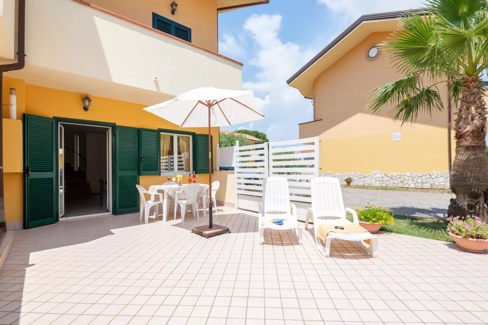 Conca degli Dei con giardino-Terrassenbalkon