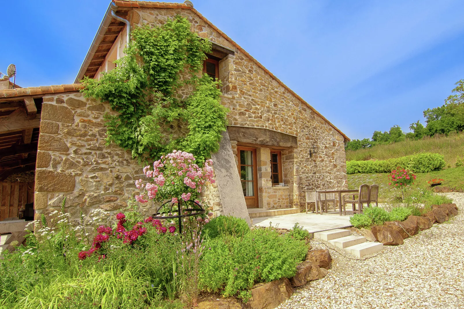 Domaine de Bellac 32P-Exterior summer