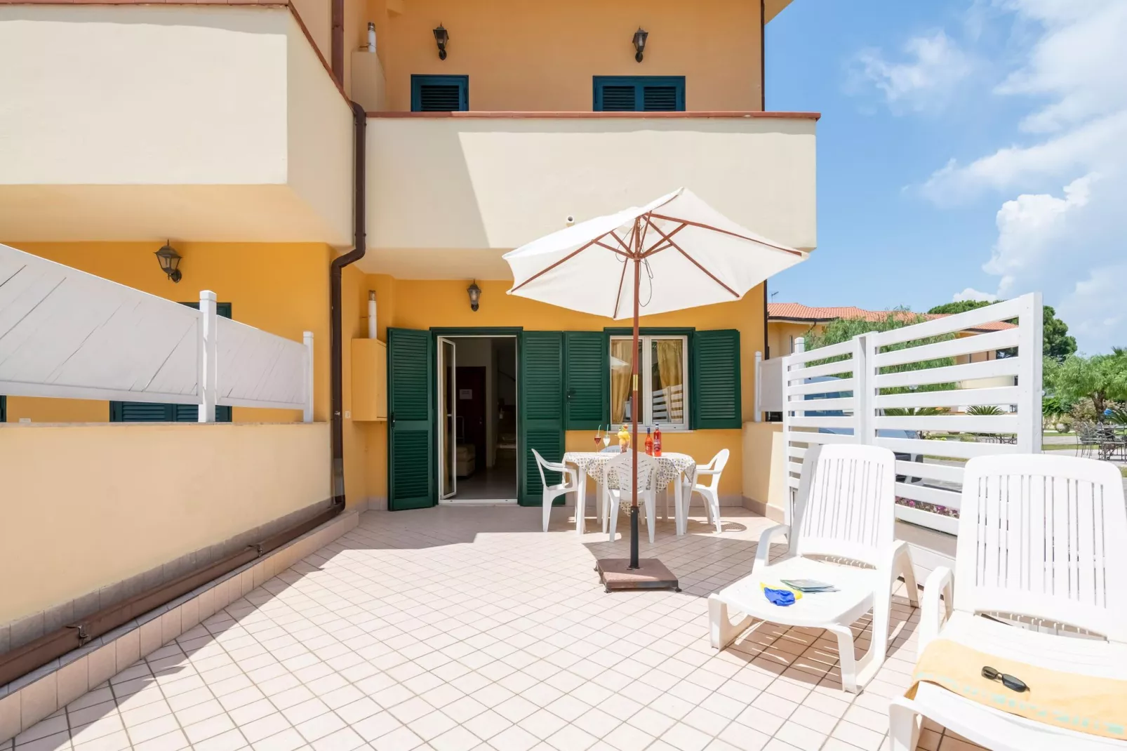 Conca degli Dei con giardino-Terrassenbalkon