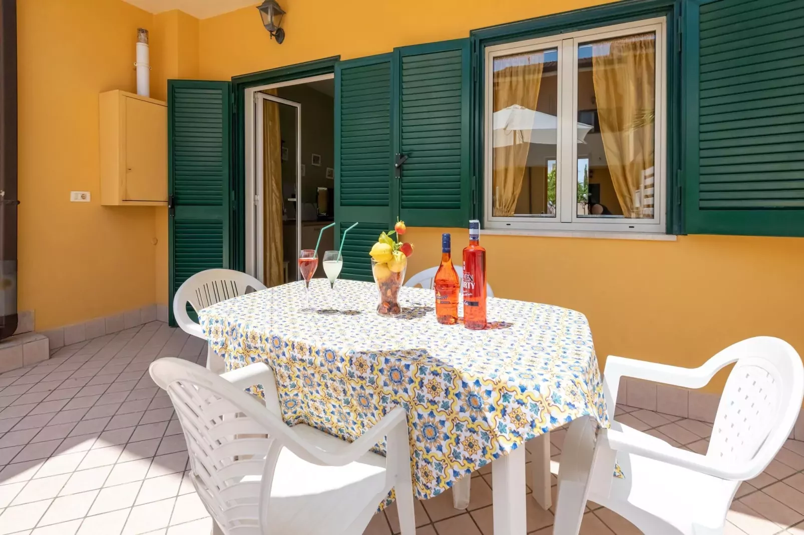Conca degli Dei con giardino-Terrassenbalkon