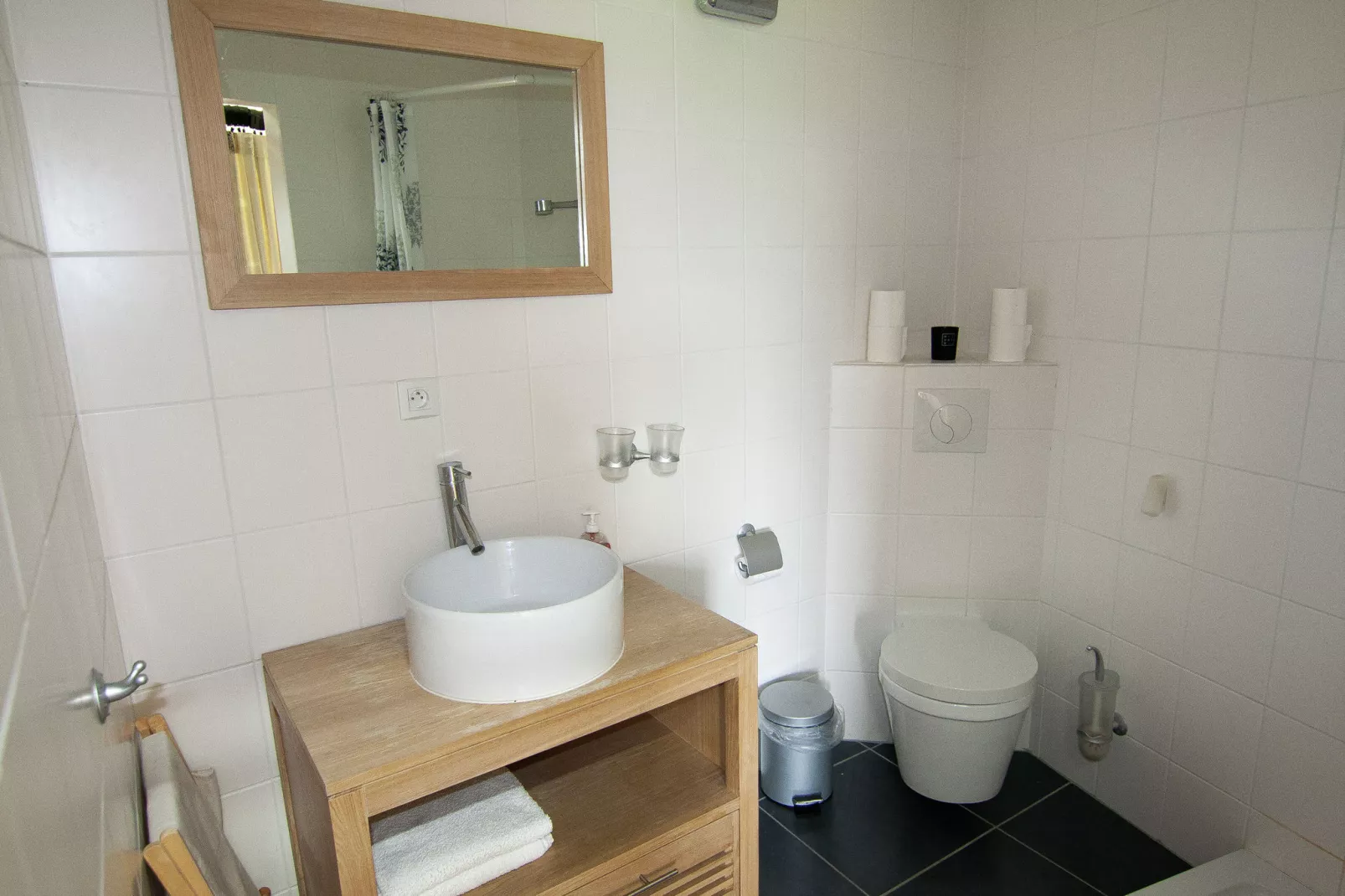 Domaine de Bellac 32P-Bathroom