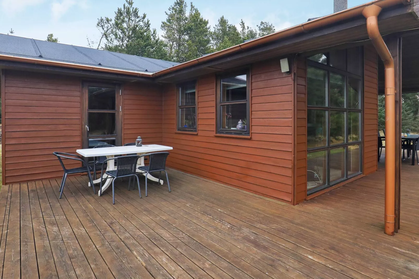 10 person holiday home in Brovst