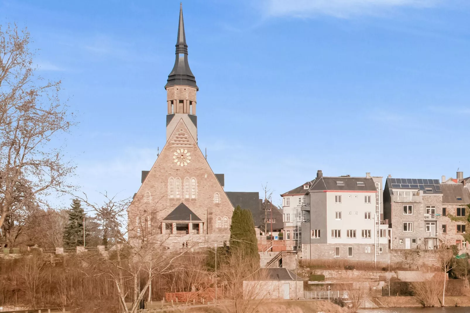 Superbe maison de vacances à Vieslam pour 6 adultes-Gebiete Sommer 1 km