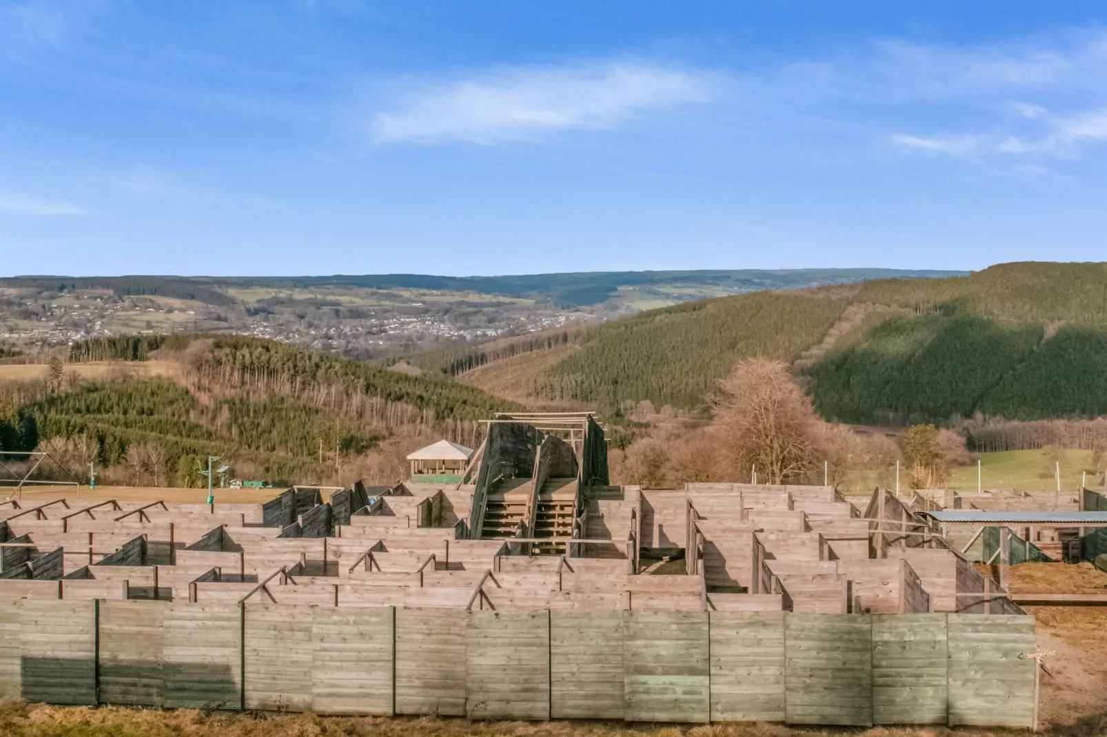 Superbe maison de vacances à Vieslam pour 6 adultes-Gebiete Sommer 1 km