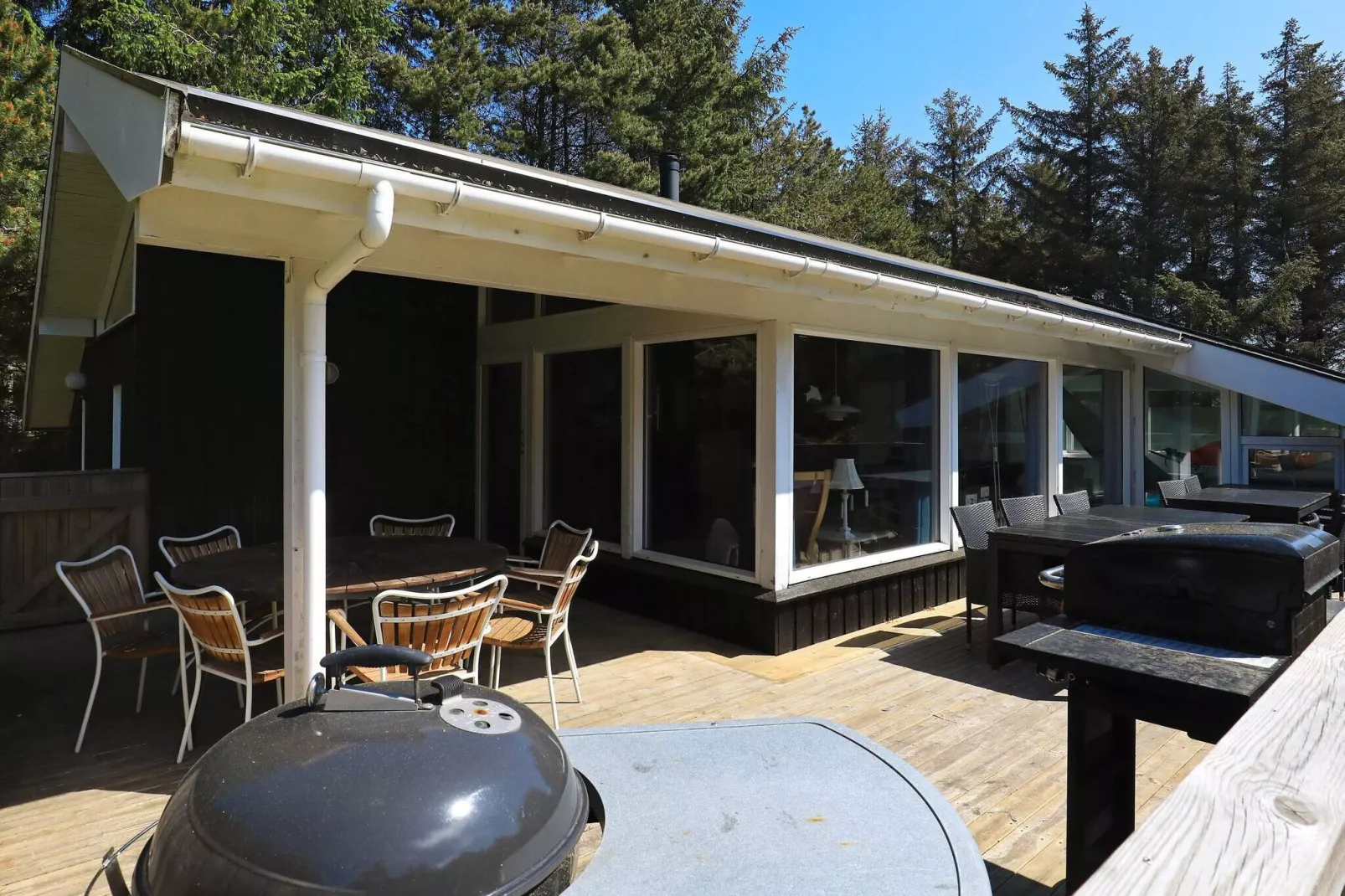 12 person holiday home in Saltum-By Traum