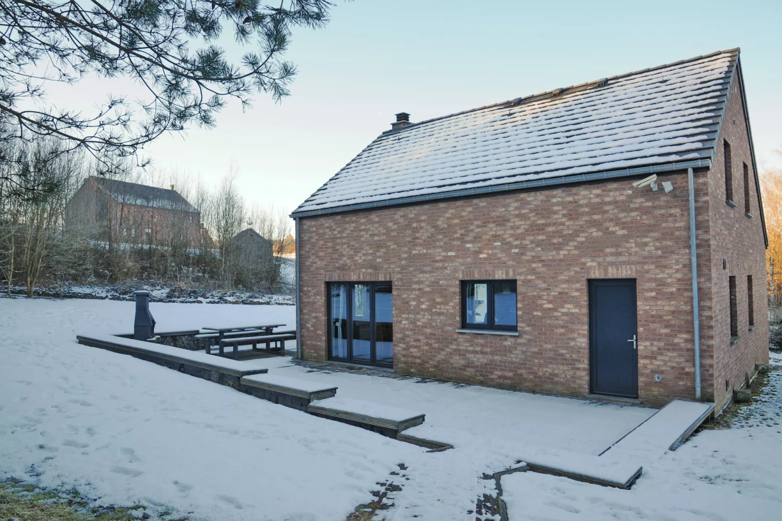 Villa Noach-Exterior winter
