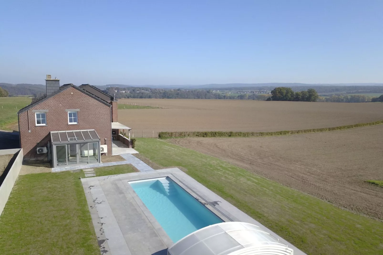 Vue d'en Haut-Extérieur été
