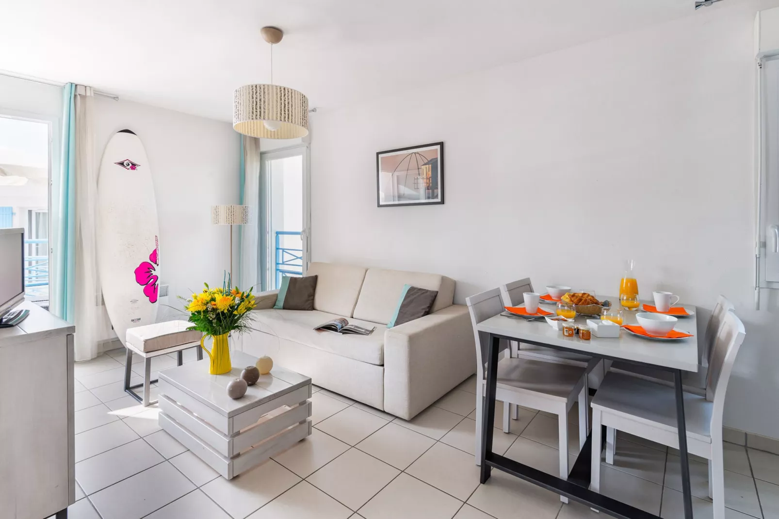 Les Carrelets 1-Living room