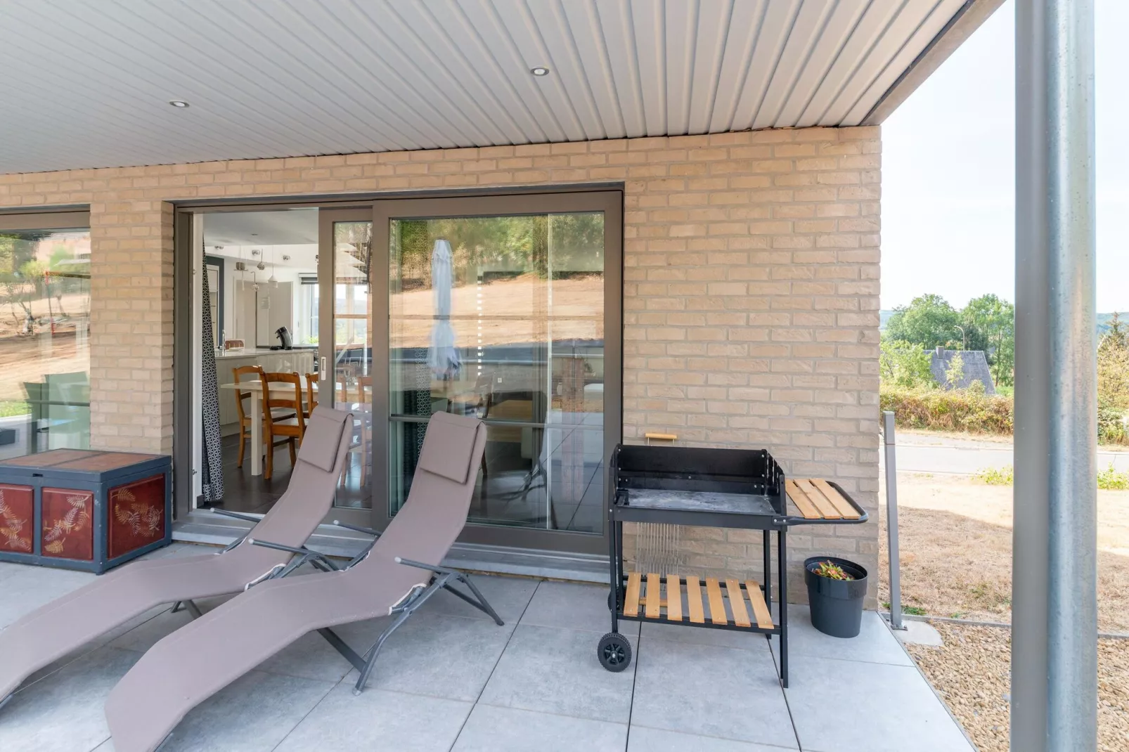 Elveno-Facilities