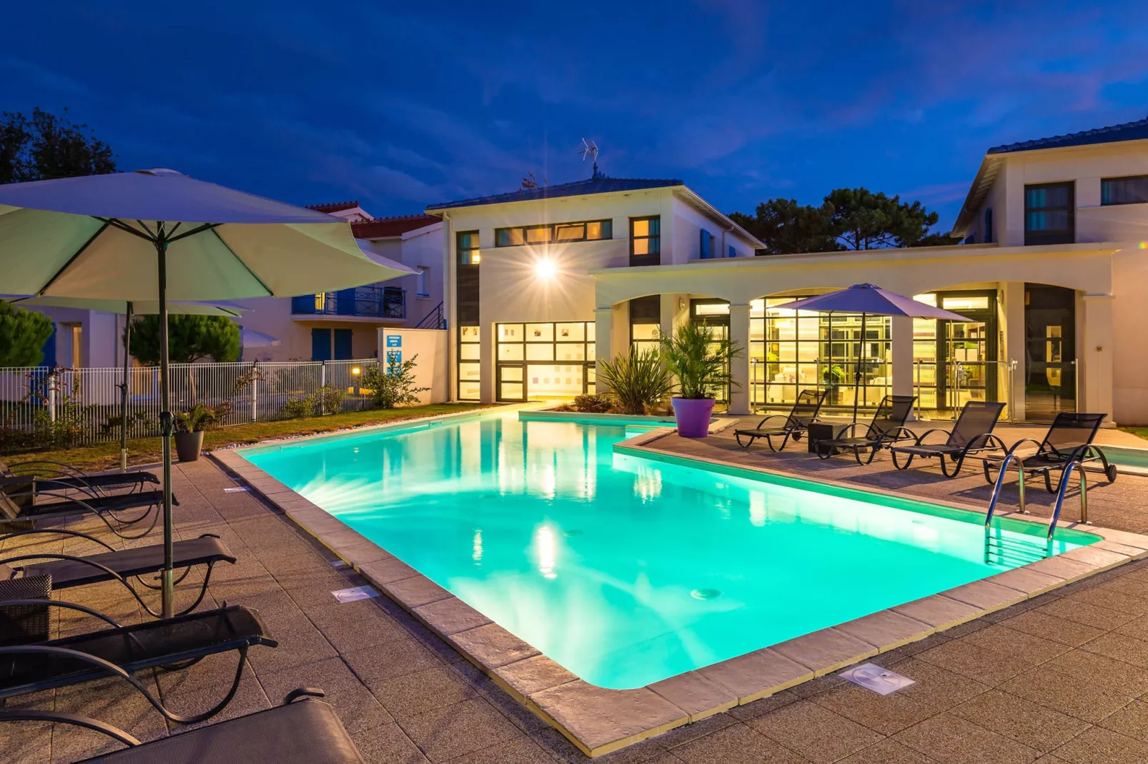 Les Carrelets 2-Pool
