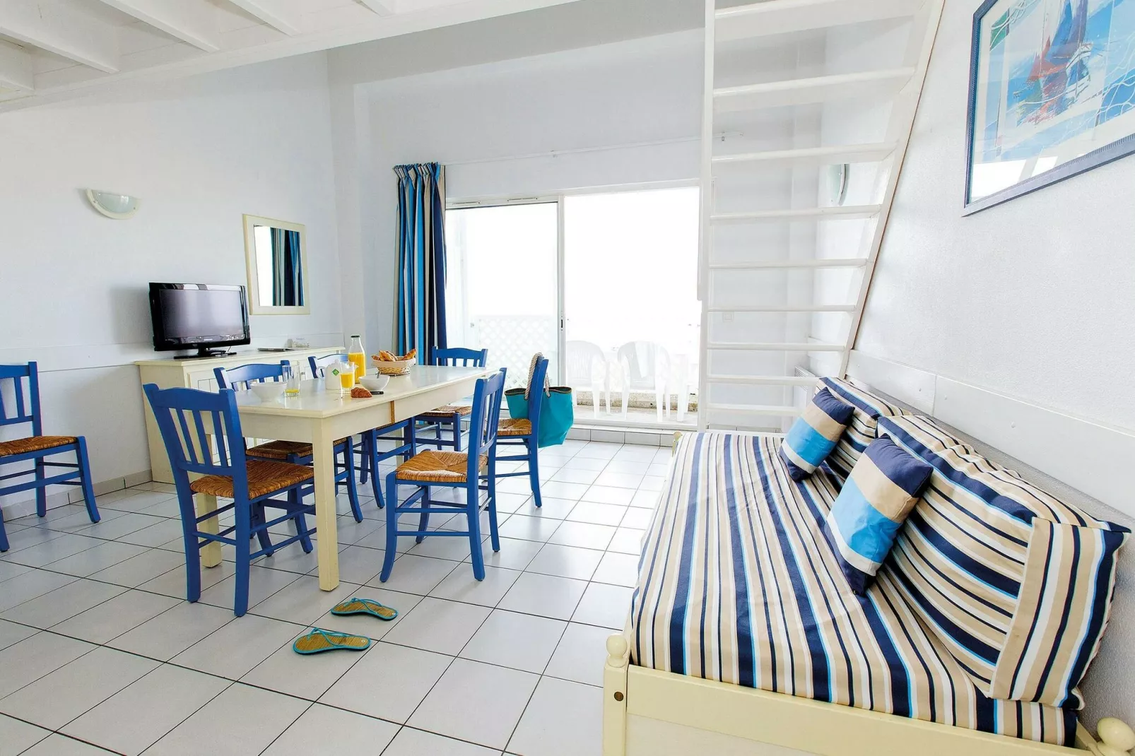 Les Terrasses de Fort Boyard 1-Living room