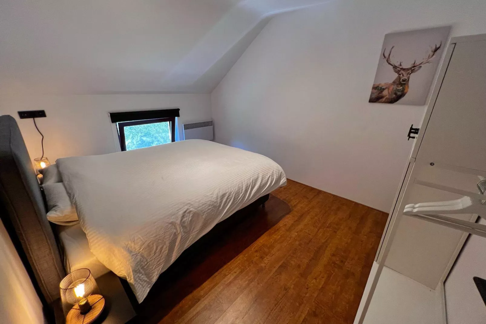 Chateau Angelus-Bedroom
