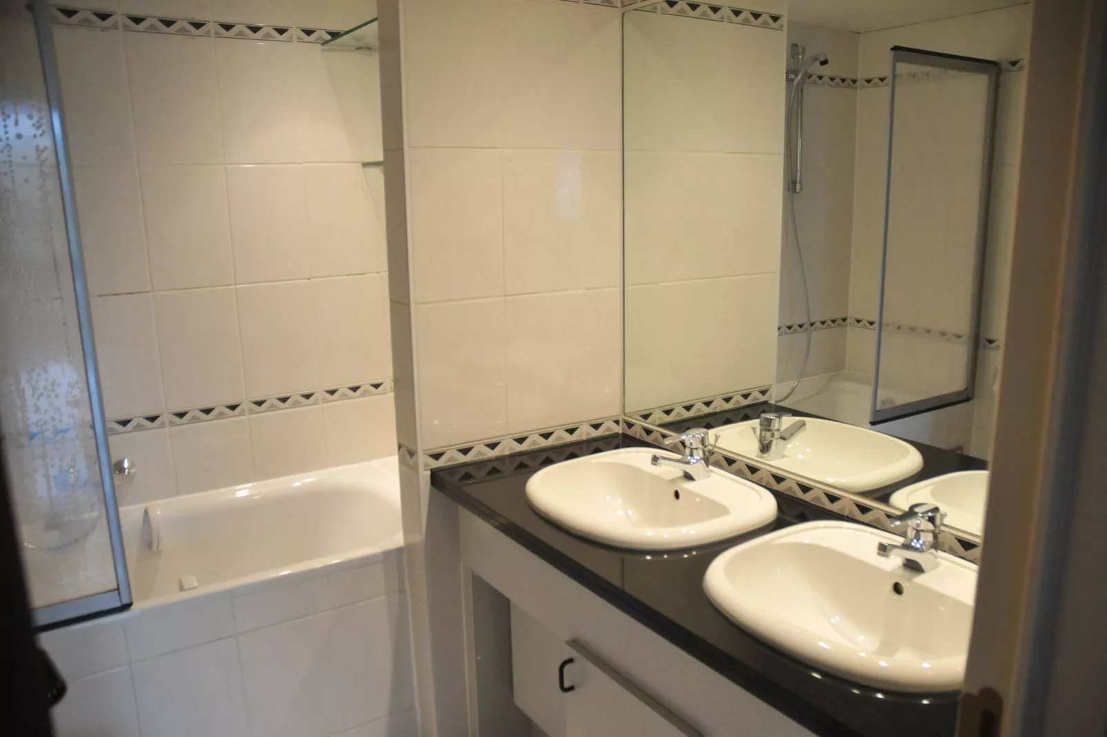 Résidence Durbuy 12-Badezimmer
