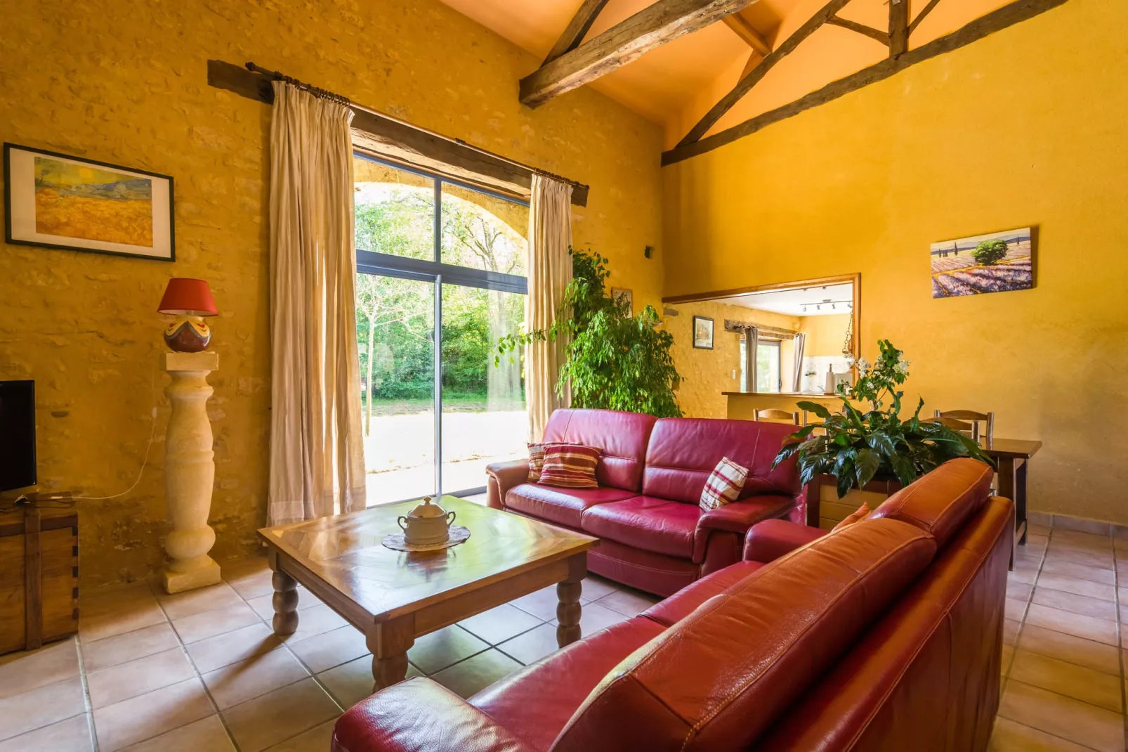 Maison de vacances Salles de Belvès-Living room