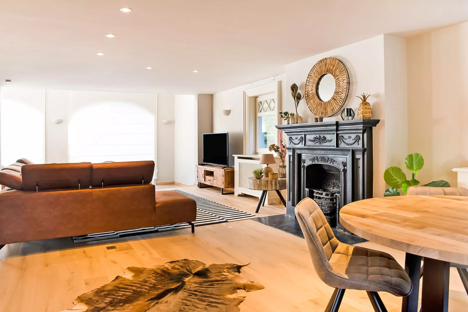 Au Brame-Living room