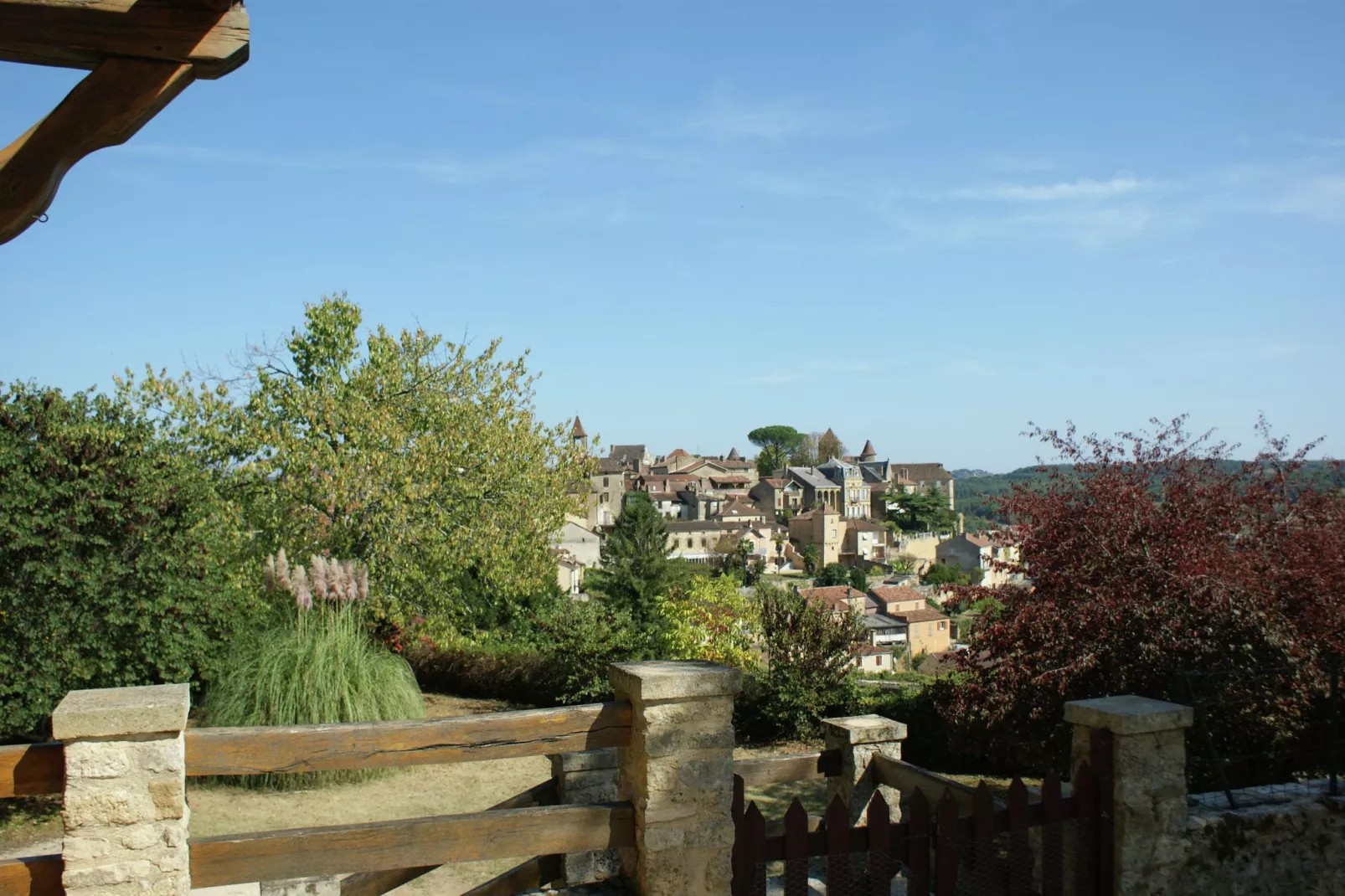 Demeure de charme Belves-View summer