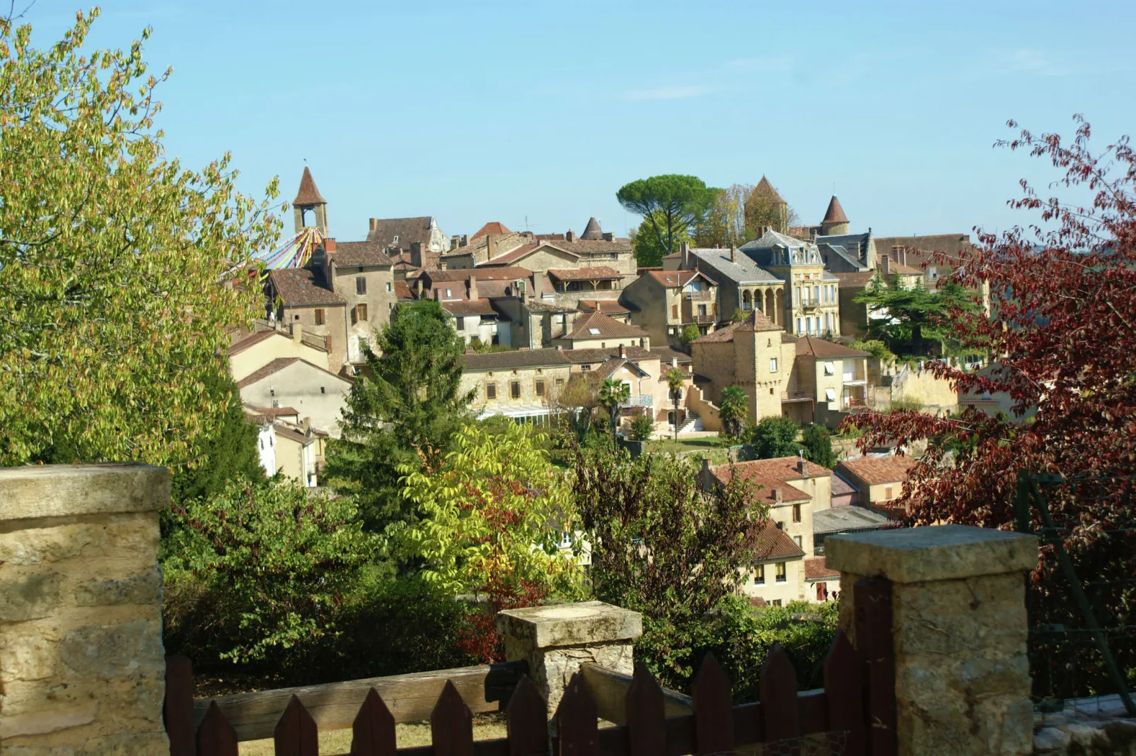 Demeure de charme Belves-View summer
