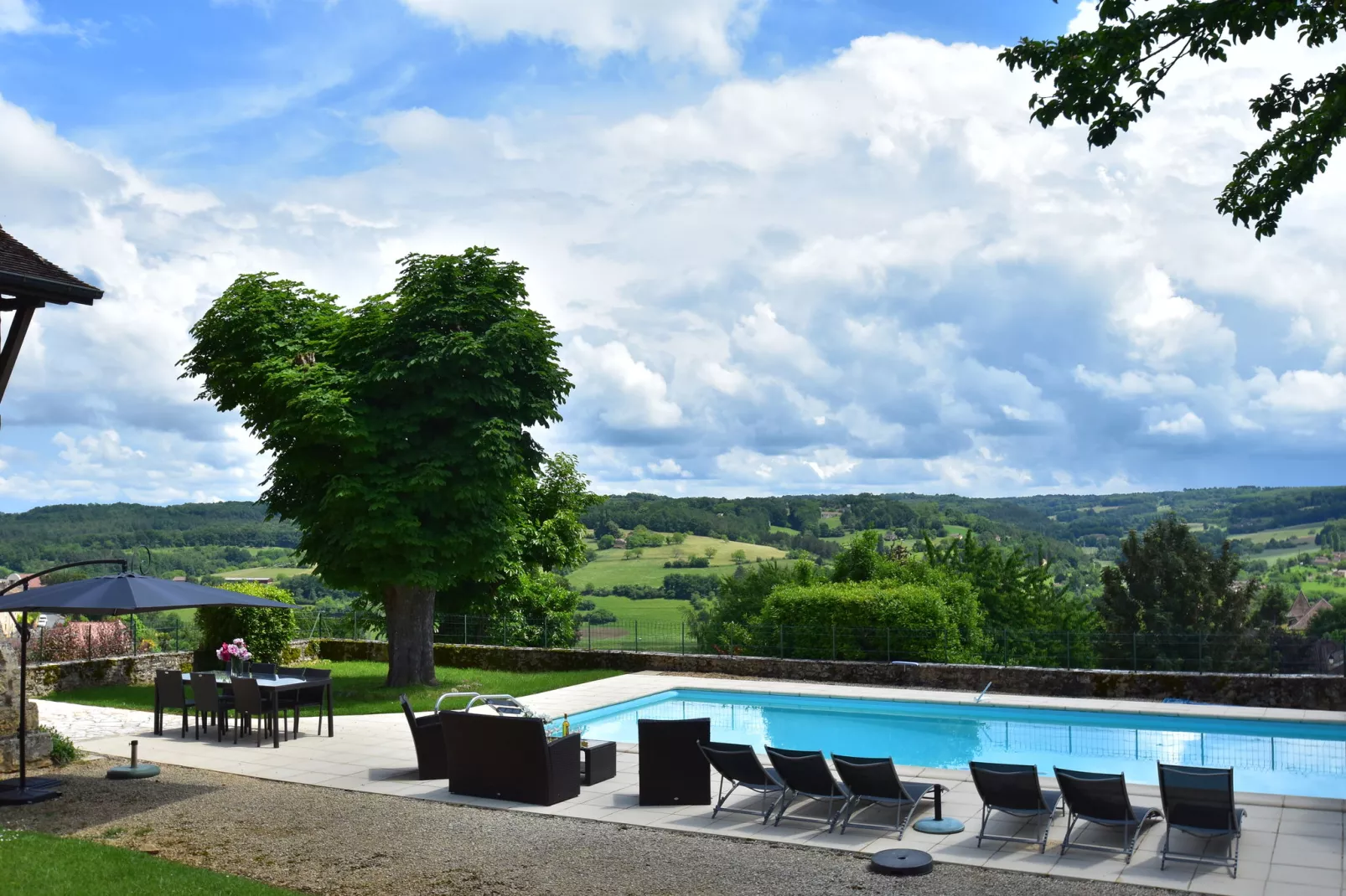 Demeure de charme Belves-View summer