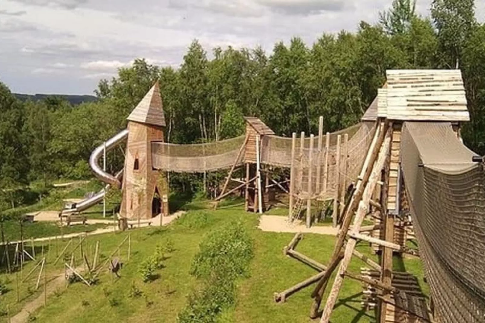 Villa Balboa-Areas summer 5km