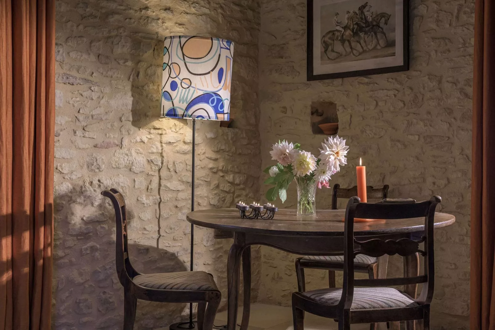 La Dépendance-Living room