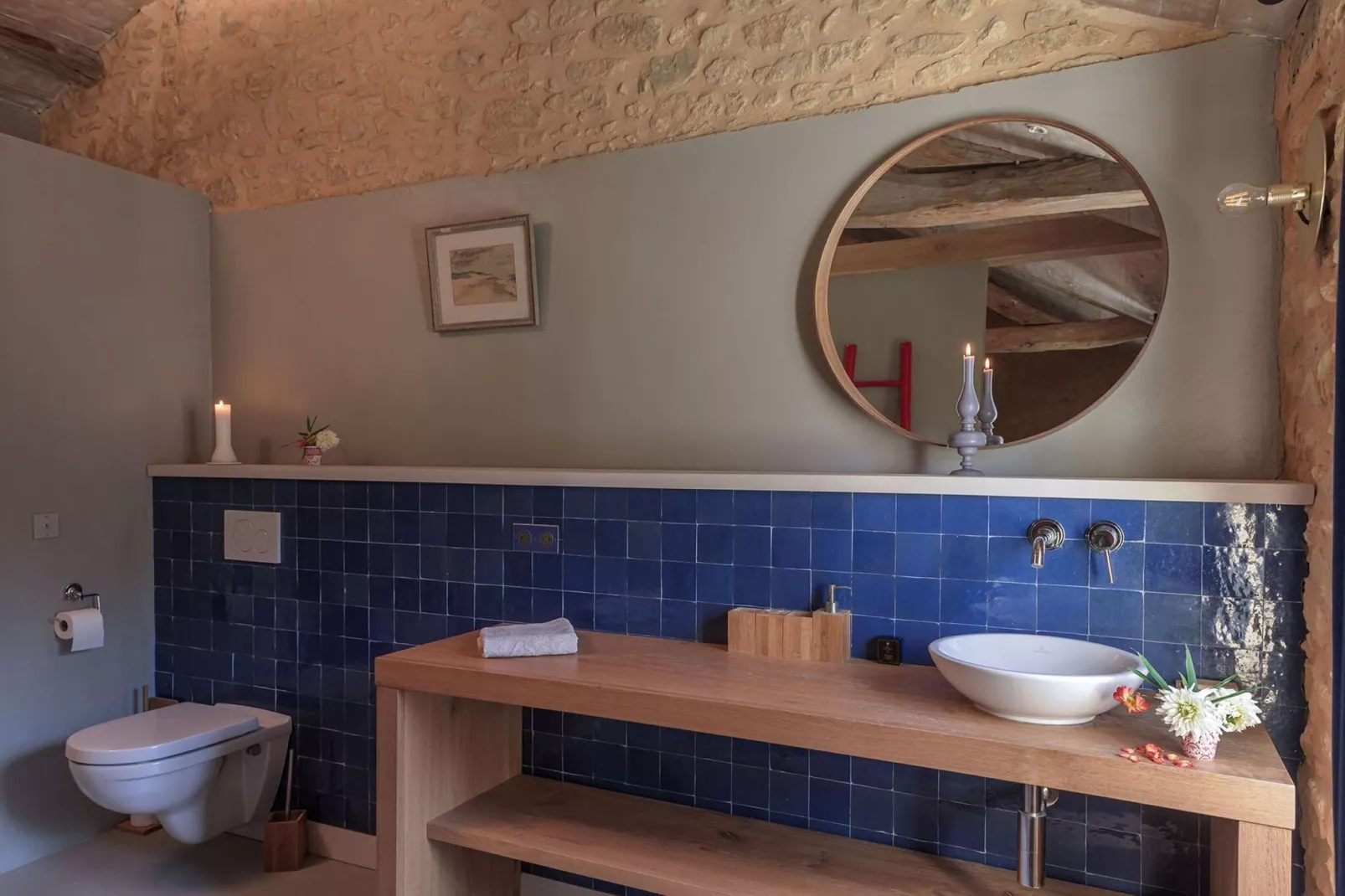 La Dépendance-Bathroom