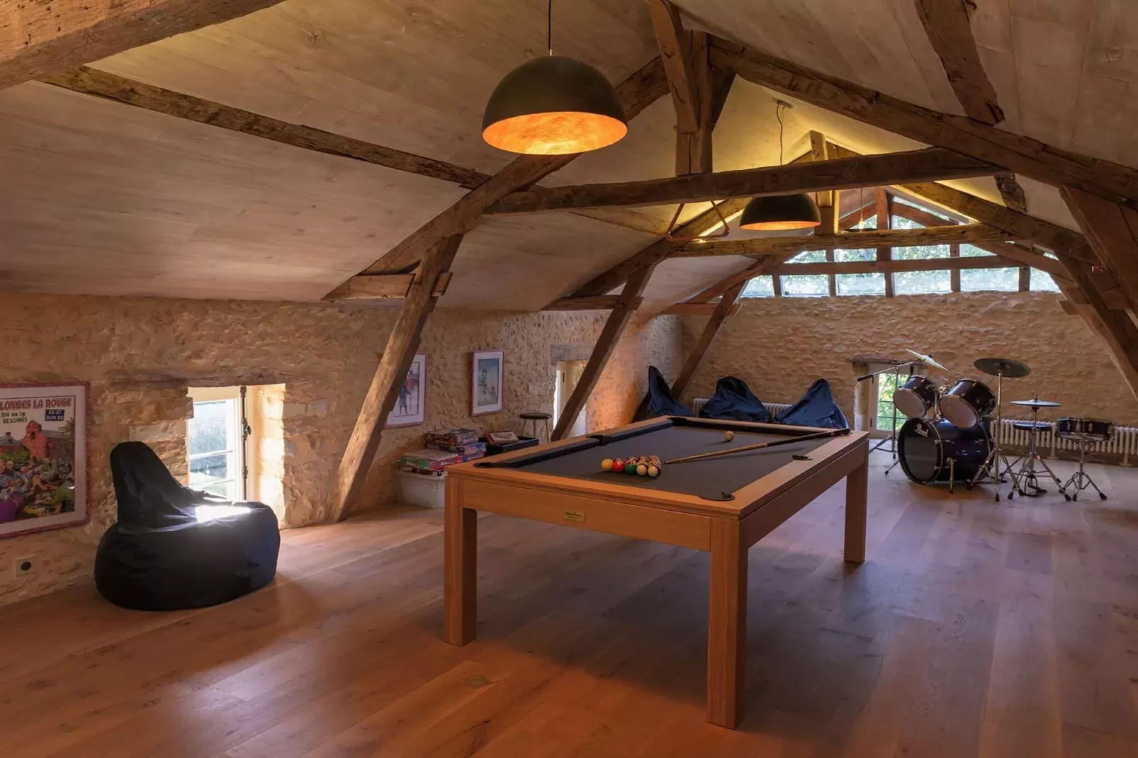 La Dépendance-Recreation room