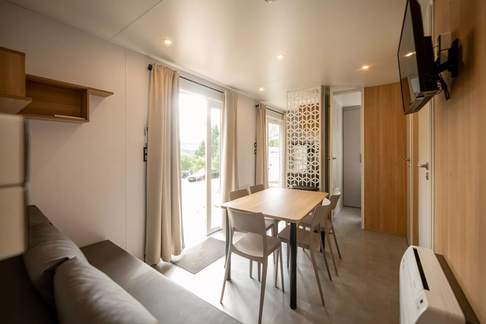 Camping Petite Suisse 3-Living room
