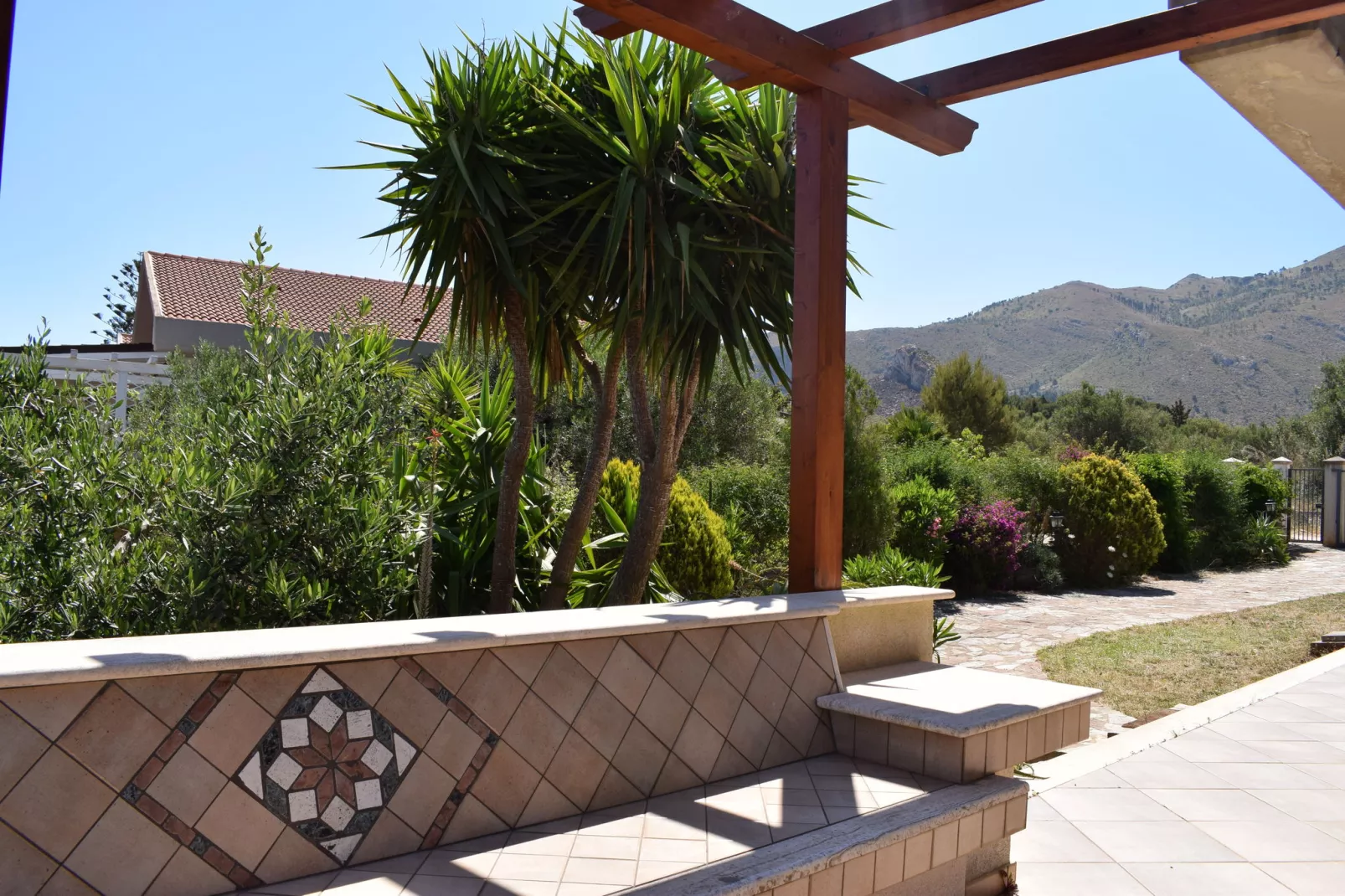 Villa La Marmora-Gardens summer
