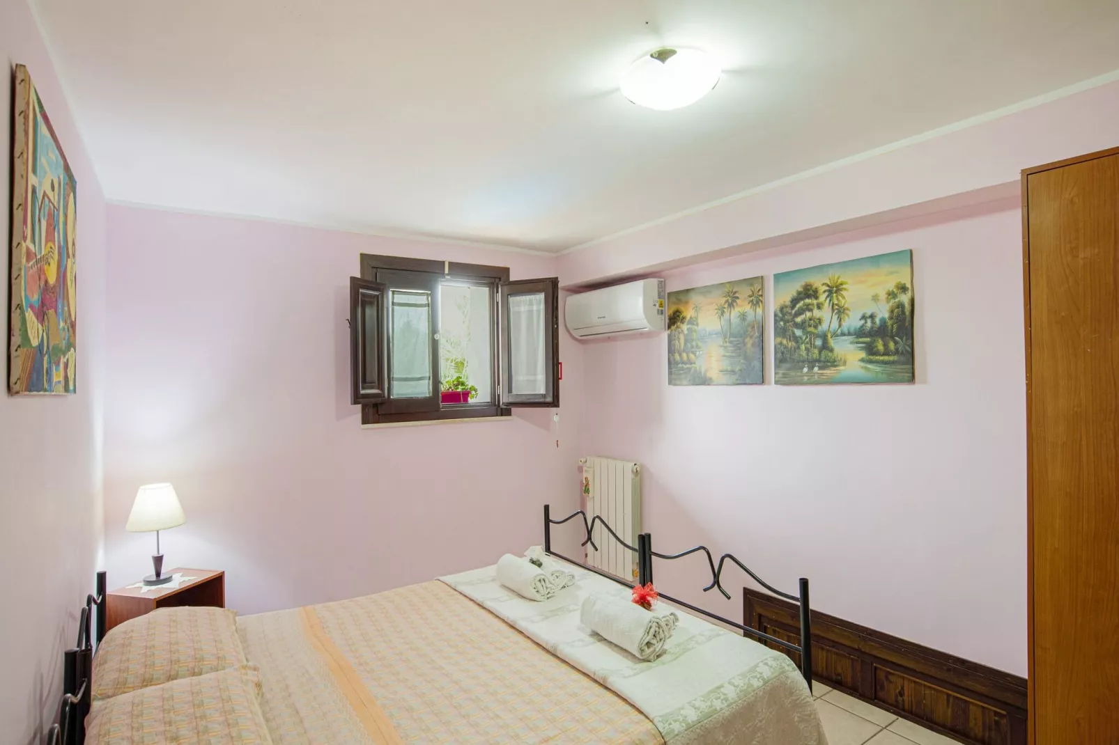 Gabriella Catania-Bedroom