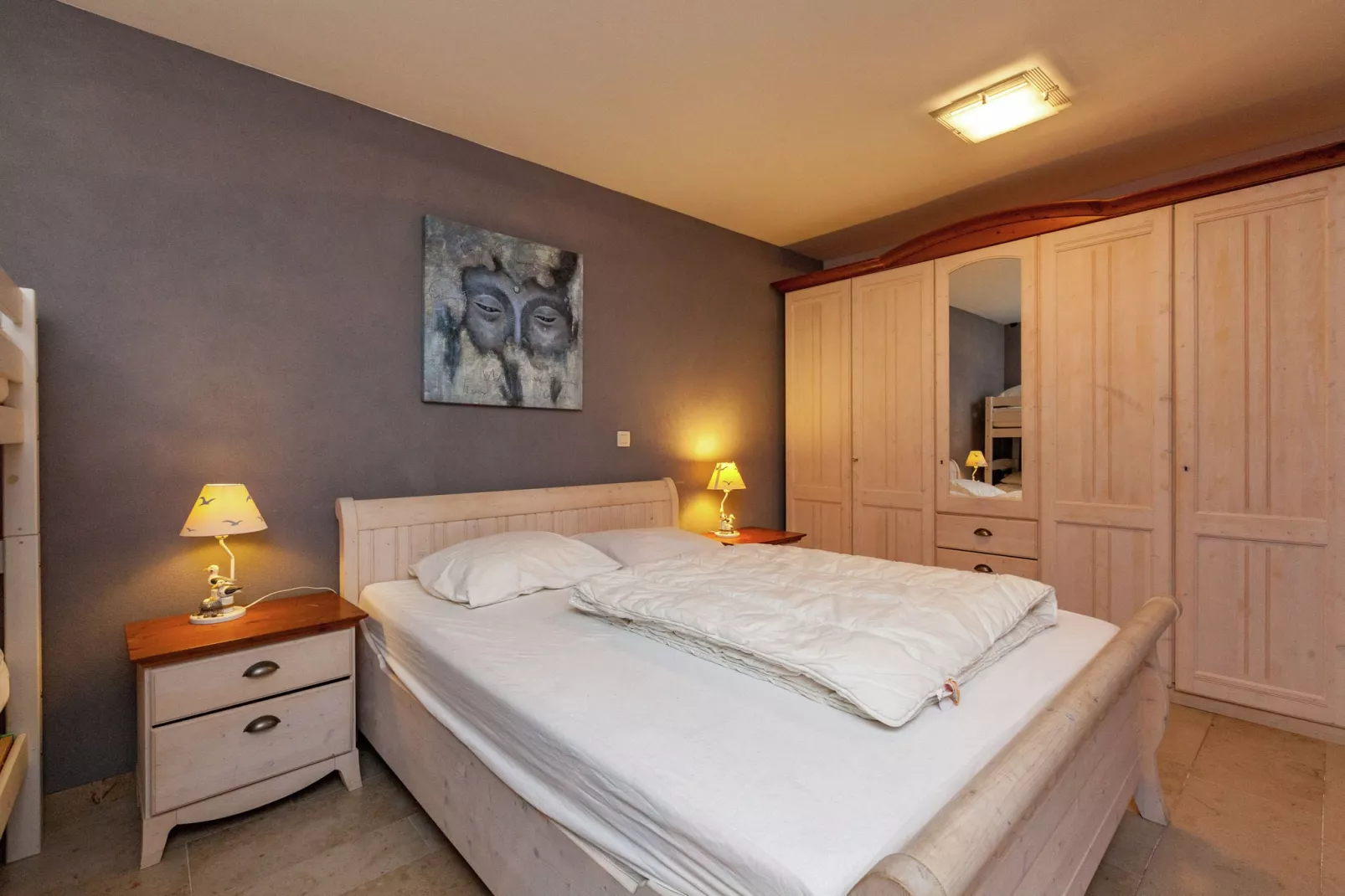 L'oree-Bedroom