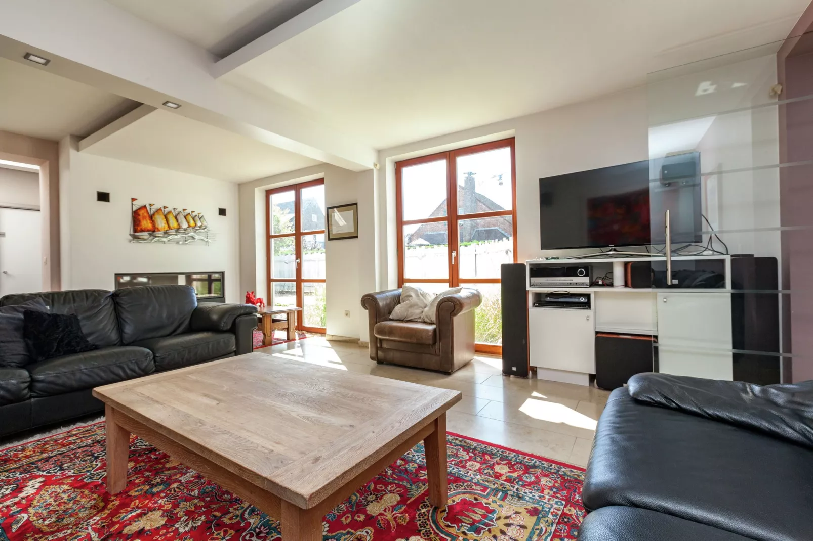 L'oree-Living room