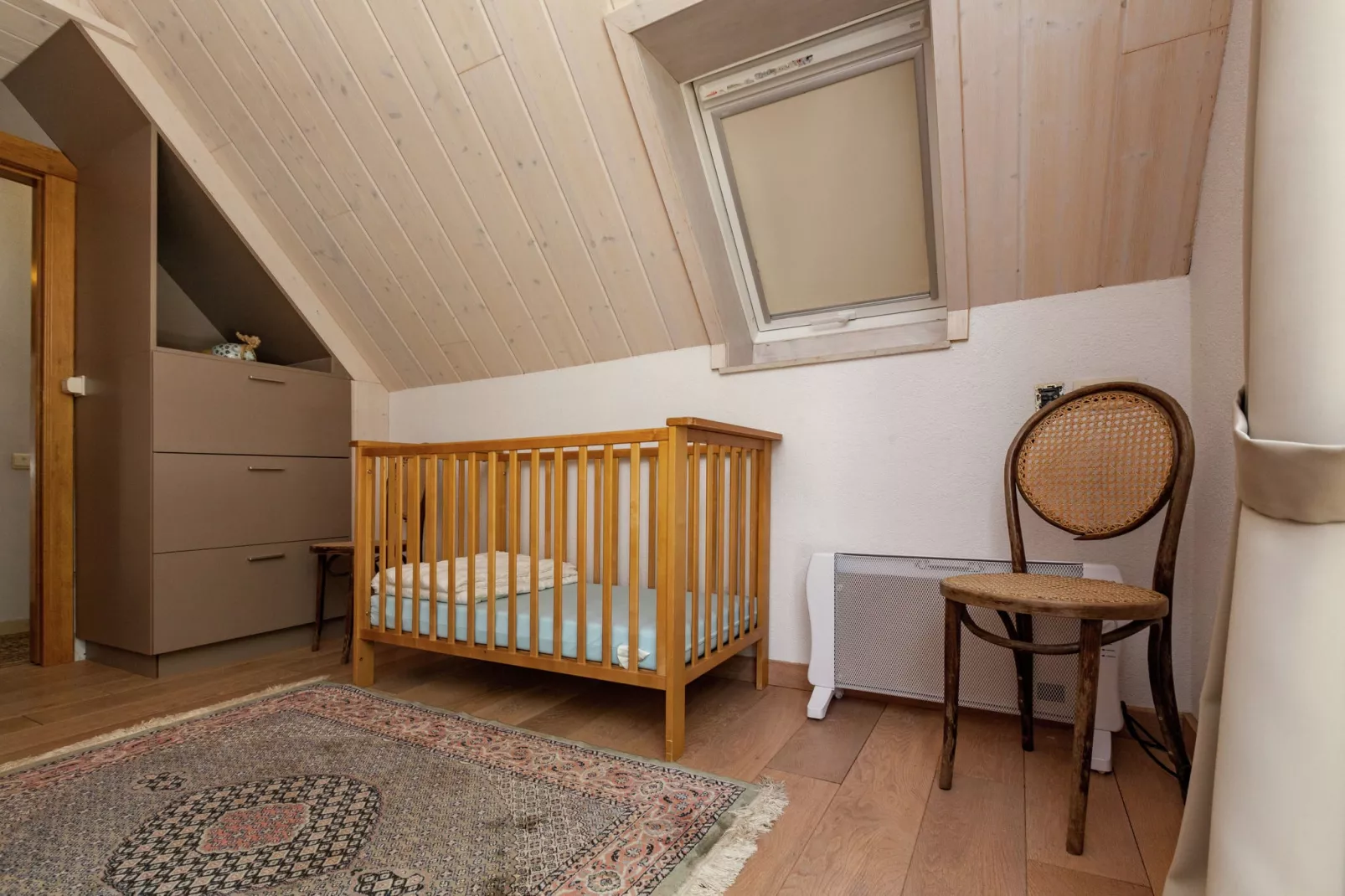 L'oree-Bedroom