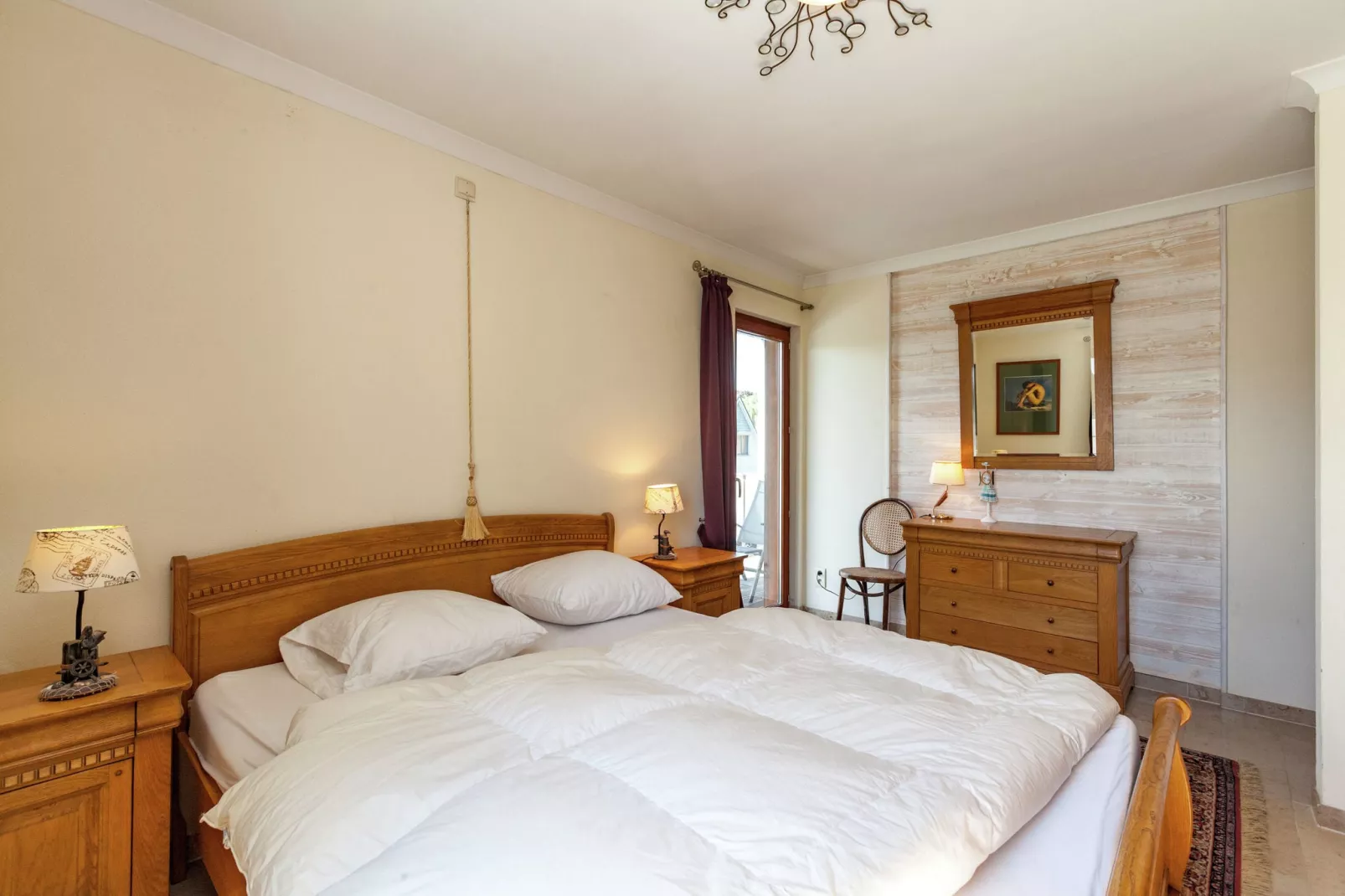 L'oree-Bedroom