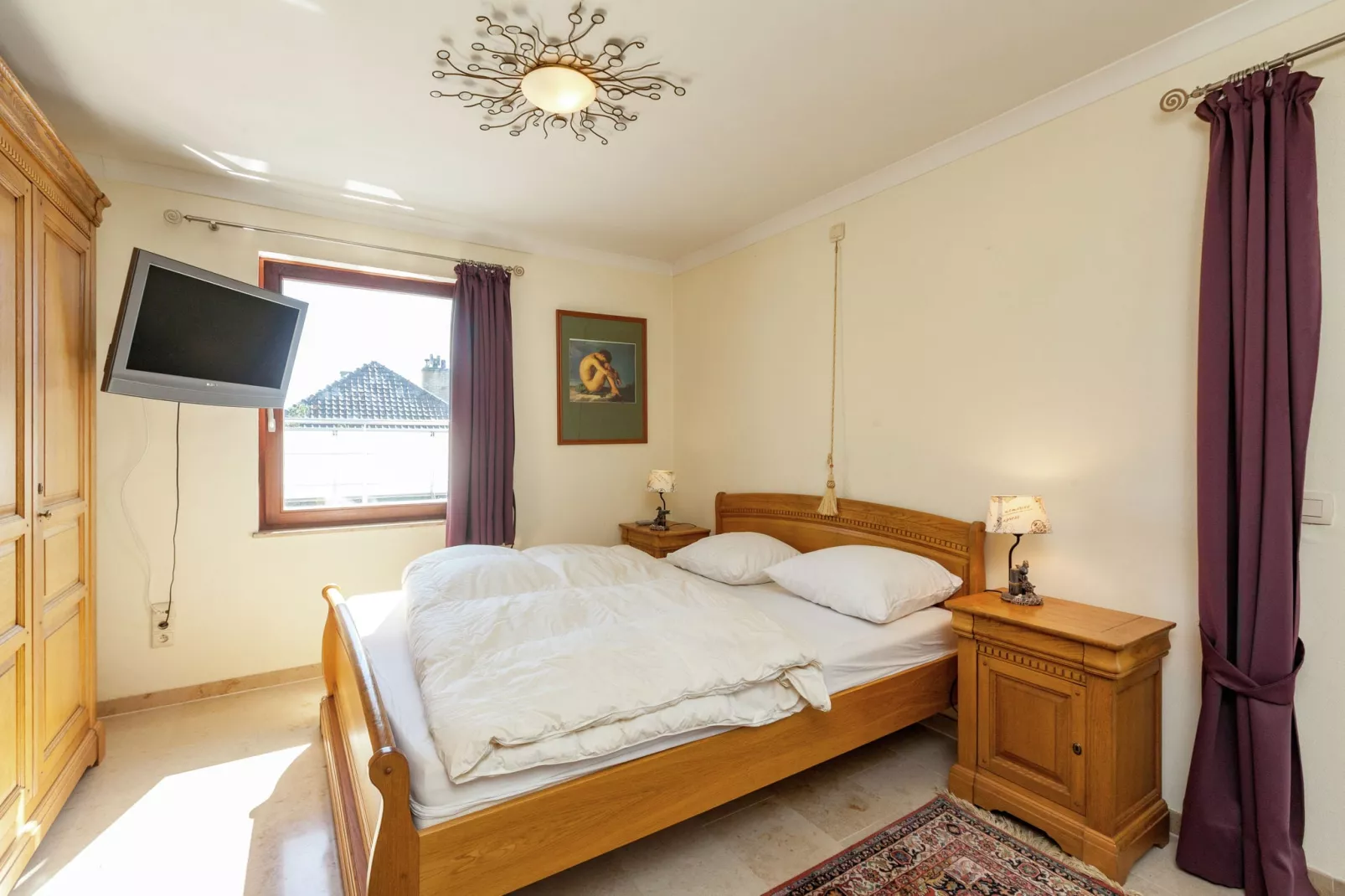 L'oree-Bedroom